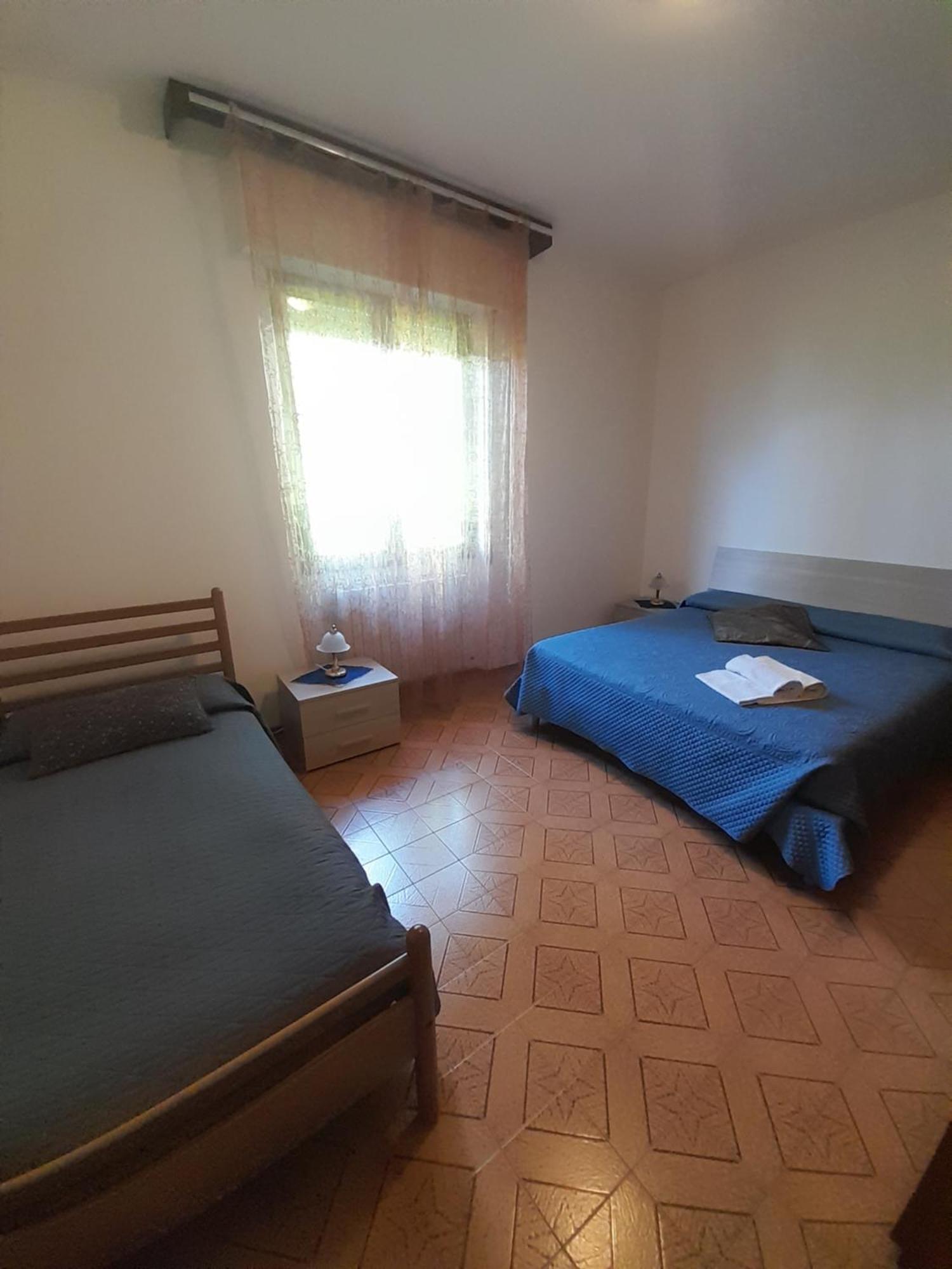 Villa La sorgente Lezzeno Habitación foto